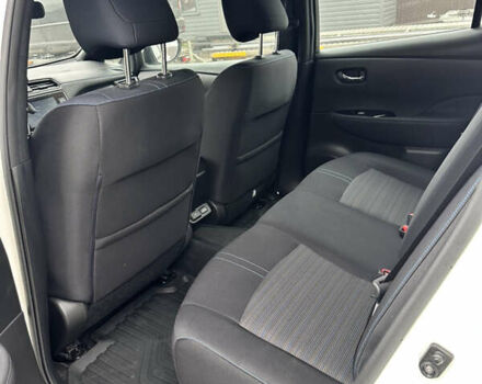 Білий Ніссан Ліф, об'ємом двигуна 0 л та пробігом 32 тис. км за 13999 $, фото 10 на Automoto.ua