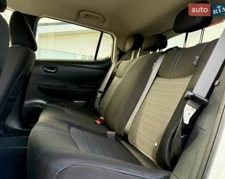 Белый Ниссан Лиф, объемом двигателя 0 л и пробегом 98 тыс. км за 15950 $, фото 88 на Automoto.ua