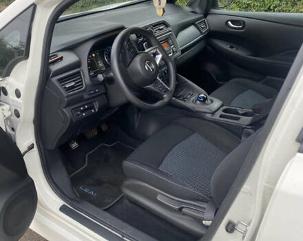 Белый Ниссан Лиф, объемом двигателя 0 л и пробегом 41 тыс. км за 13100 $, фото 15 на Automoto.ua