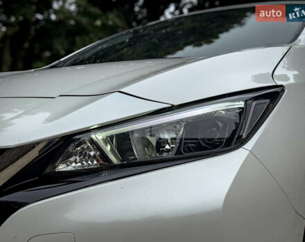 Білий Ніссан Ліф, об'ємом двигуна 0 л та пробігом 18 тис. км за 14500 $, фото 45 на Automoto.ua