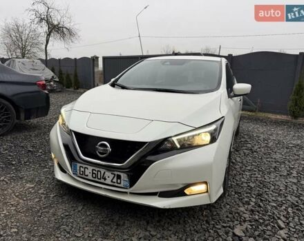 Белый Ниссан Лиф, объемом двигателя 0 л и пробегом 77 тыс. км за 13200 $, фото 1 на Automoto.ua