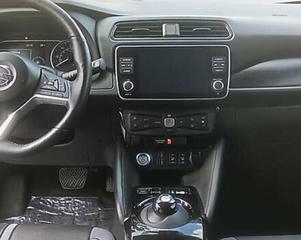 Белый Ниссан Лиф, объемом двигателя 0 л и пробегом 36 тыс. км за 19500 $, фото 9 на Automoto.ua