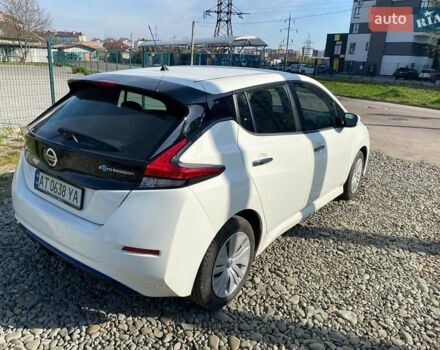 Белый Ниссан Лиф, объемом двигателя 0 л и пробегом 20 тыс. км за 19500 $, фото 5 на Automoto.ua