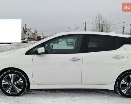 Белый Ниссан Лиф, объемом двигателя 0 л и пробегом 115 тыс. км за 15199 $, фото 5 на Automoto.ua