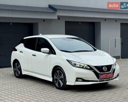 Білий Ніссан Ліф, об'ємом двигуна 0 л та пробігом 46 тис. км за 13800 $, фото 25 на Automoto.ua
