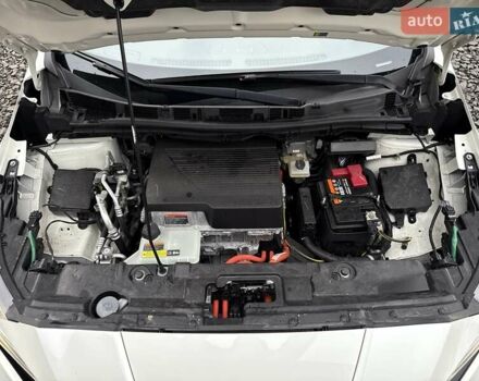 Белый Ниссан Лиф, объемом двигателя 0 л и пробегом 77 тыс. км за 13200 $, фото 38 на Automoto.ua