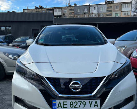 Белый Ниссан Лиф, объемом двигателя 0 л и пробегом 125 тыс. км за 11499 $, фото 7 на Automoto.ua