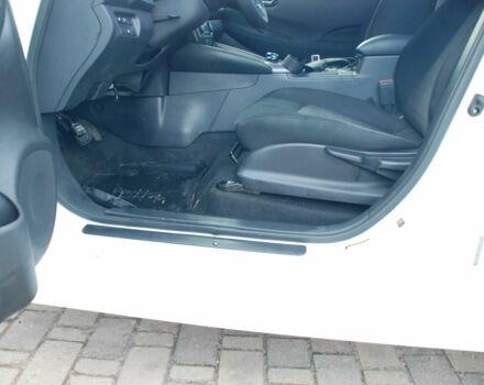 Белый Ниссан Лиф, объемом двигателя 0 л и пробегом 50 тыс. км за 14900 $, фото 7 на Automoto.ua