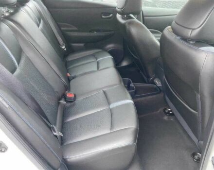 Белый Ниссан Лиф, объемом двигателя 0 л и пробегом 27 тыс. км за 6900 $, фото 10 на Automoto.ua