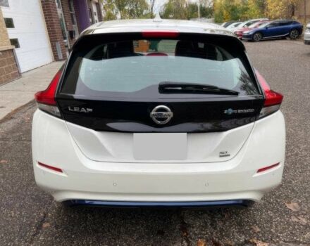 Білий Ніссан Ліф, об'ємом двигуна 0 л та пробігом 20 тис. км за 18000 $, фото 4 на Automoto.ua