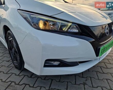 Белый Ниссан Лиф, объемом двигателя 0 л и пробегом 93 тыс. км за 14600 $, фото 6 на Automoto.ua