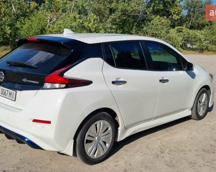 Белый Ниссан Лиф, объемом двигателя 0 л и пробегом 27 тыс. км за 15900 $, фото 6 на Automoto.ua