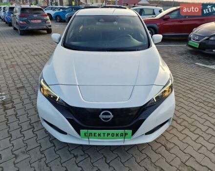 Белый Ниссан Лиф, объемом двигателя 0 л и пробегом 93 тыс. км за 14600 $, фото 3 на Automoto.ua