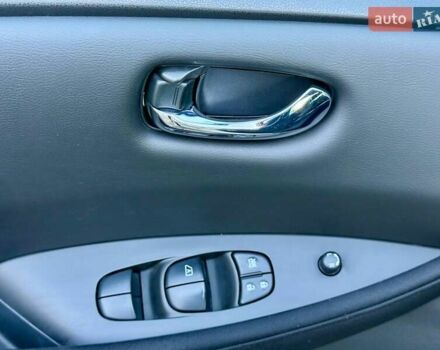 Белый Ниссан Лиф, объемом двигателя 0 л и пробегом 38 тыс. км за 14999 $, фото 16 на Automoto.ua