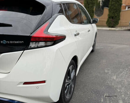 Белый Ниссан Лиф, объемом двигателя 0 л и пробегом 69 тыс. км за 14990 $, фото 20 на Automoto.ua