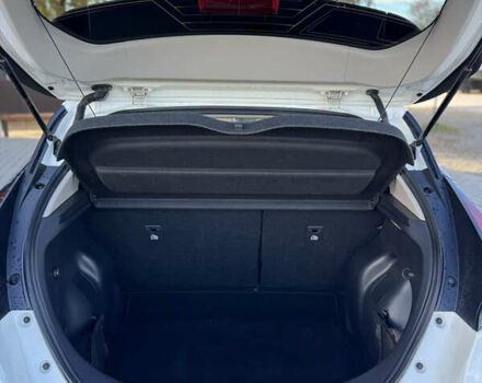 Белый Ниссан Лиф, объемом двигателя 0 л и пробегом 69 тыс. км за 14990 $, фото 14 на Automoto.ua