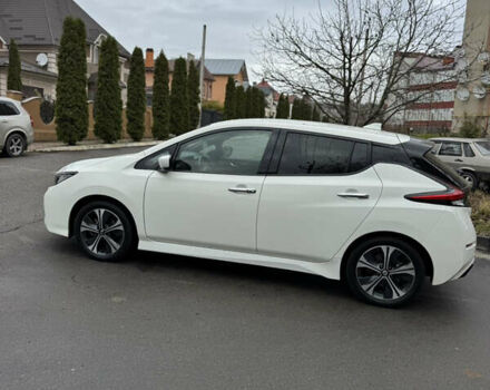 Белый Ниссан Лиф, объемом двигателя 0 л и пробегом 69 тыс. км за 14990 $, фото 24 на Automoto.ua