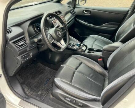 Білий Ніссан Ліф, об'ємом двигуна 0 л та пробігом 20 тис. км за 18000 $, фото 7 на Automoto.ua