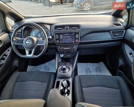 Белый Ниссан Лиф, объемом двигателя 0 л и пробегом 93 тыс. км за 14600 $, фото 32 на Automoto.ua