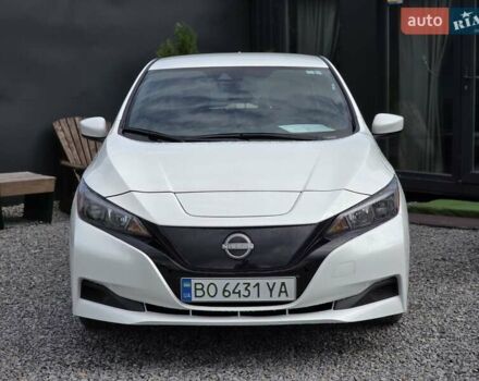 Белый Ниссан Лиф, объемом двигателя 0 л и пробегом 7 тыс. км за 12999 $, фото 3 на Automoto.ua
