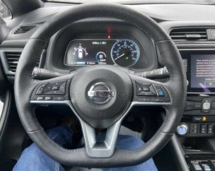 Белый Ниссан Лиф, объемом двигателя 0 л и пробегом 27 тыс. км за 6900 $, фото 7 на Automoto.ua