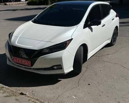 Білий Ніссан Ліф, об'ємом двигуна 0 л та пробігом 10 тис. км за 22200 $, фото 20 на Automoto.ua