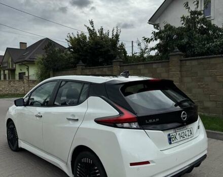 Білий Ніссан Ліф, об'ємом двигуна 0 л та пробігом 1 тис. км за 25999 $, фото 18 на Automoto.ua