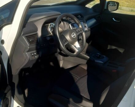 Белый Ниссан Лиф, объемом двигателя 0 л и пробегом 10 тыс. км за 16600 $, фото 4 на Automoto.ua