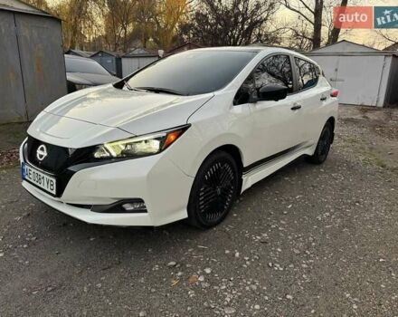 Белый Ниссан Лиф, объемом двигателя 0 л и пробегом 47 тыс. км за 19700 $, фото 7 на Automoto.ua