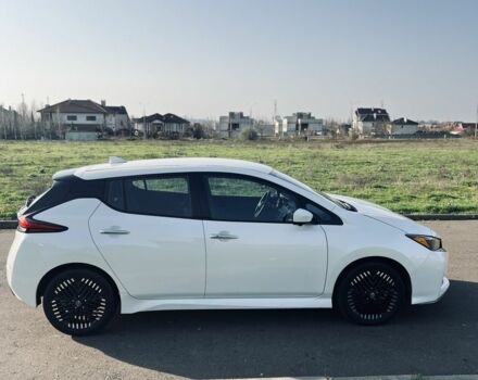 Белый Ниссан Лиф, объемом двигателя 0 л и пробегом 11 тыс. км за 19950 $, фото 2 на Automoto.ua