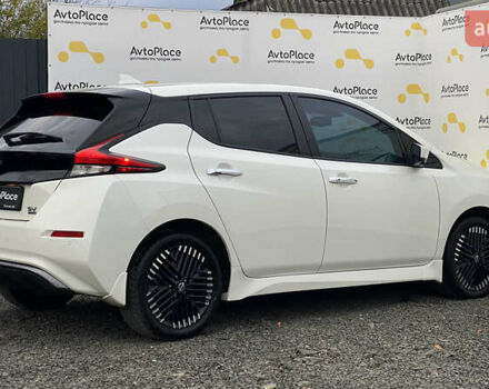 Белый Ниссан Лиф, объемом двигателя 0 л и пробегом 21 тыс. км за 16700 $, фото 92 на Automoto.ua