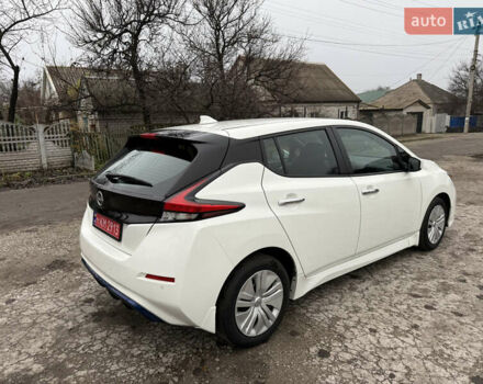 Белый Ниссан Лиф, объемом двигателя 0 л и пробегом 6 тыс. км за 15900 $, фото 4 на Automoto.ua