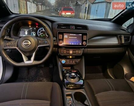 Белый Ниссан Лиф, объемом двигателя 0 л и пробегом 47 тыс. км за 19700 $, фото 34 на Automoto.ua