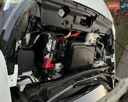 Белый Ниссан Лиф, объемом двигателя 0 л и пробегом 47 тыс. км за 19700 $, фото 48 на Automoto.ua