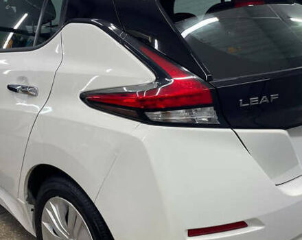 Белый Ниссан Лиф, объемом двигателя 0 л и пробегом 12 тыс. км за 20499 $, фото 5 на Automoto.ua