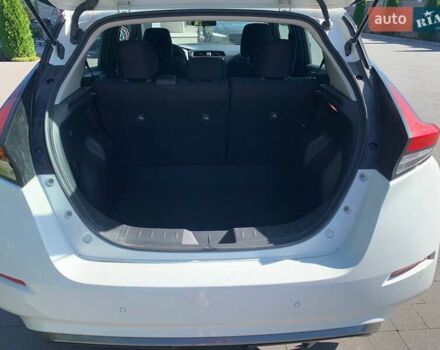 Белый Ниссан Лиф, объемом двигателя 0 л и пробегом 10 тыс. км за 16500 $, фото 15 на Automoto.ua