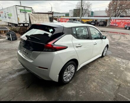 Белый Ниссан Лиф, объемом двигателя 0 л и пробегом 13 тыс. км за 486 $, фото 1 на Automoto.ua