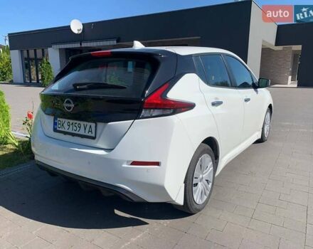 Белый Ниссан Лиф, объемом двигателя 0 л и пробегом 10 тыс. км за 16500 $, фото 18 на Automoto.ua