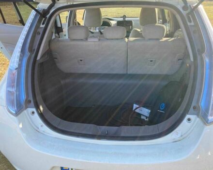 Білий Ніссан Ліф, об'ємом двигуна 0 л та пробігом 116 тис. км за 5200 $, фото 8 на Automoto.ua