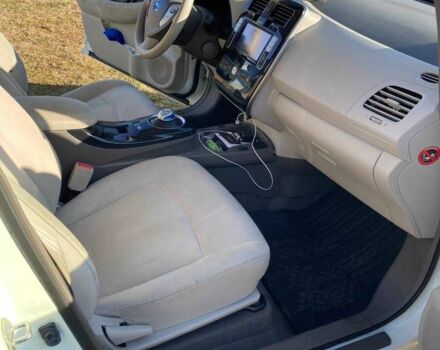 Білий Ніссан Ліф, об'ємом двигуна 0 л та пробігом 116 тис. км за 5200 $, фото 13 на Automoto.ua