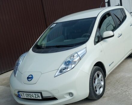 Білий Ніссан Ліф, об'ємом двигуна 0 л та пробігом 200 тис. км за 4300 $, фото 1 на Automoto.ua