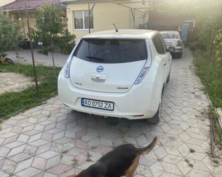 Білий Ніссан Ліф, об'ємом двигуна 0 л та пробігом 115 тис. км за 6100 $, фото 2 на Automoto.ua