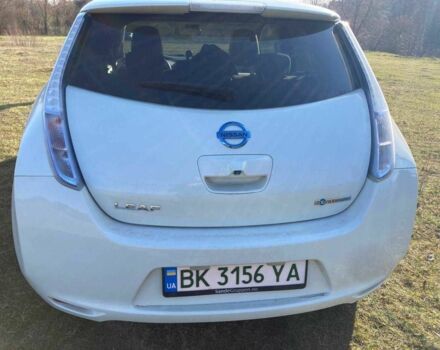 Білий Ніссан Ліф, об'ємом двигуна 0 л та пробігом 116 тис. км за 5200 $, фото 20 на Automoto.ua