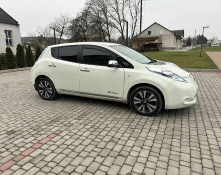 Белый Ниссан Лиф, объемом двигателя 0 л и пробегом 100 тыс. км за 3500 $, фото 7 на Automoto.ua