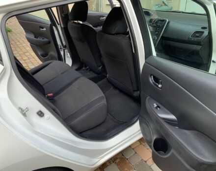 Белый Ниссан Лиф, объемом двигателя 0 л и пробегом 145 тыс. км за 7100 $, фото 10 на Automoto.ua