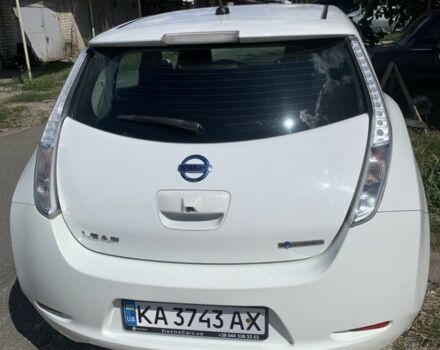 Белый Ниссан Лиф, объемом двигателя 0 л и пробегом 145 тыс. км за 7100 $, фото 5 на Automoto.ua