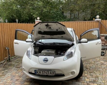 Белый Ниссан Лиф, объемом двигателя 0 л и пробегом 145 тыс. км за 7100 $, фото 17 на Automoto.ua