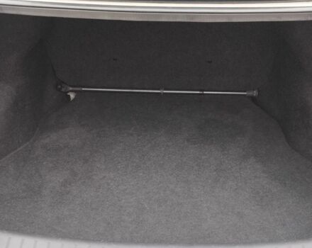 Белый Ниссан Лиф, объемом двигателя 0 л и пробегом 95 тыс. км за 11500 $, фото 17 на Automoto.ua