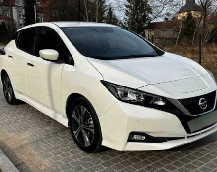 Белый Ниссан Лиф, объемом двигателя 0 л и пробегом 35 тыс. км за 12300 $, фото 1 на Automoto.ua