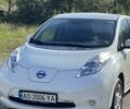 Белый Ниссан Лиф, объемом двигателя 0 л и пробегом 10 тыс. км за 6000 $, фото 1 на Automoto.ua